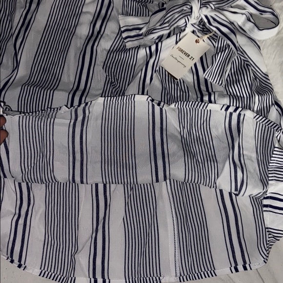 Skirt - Picture 2 of 3